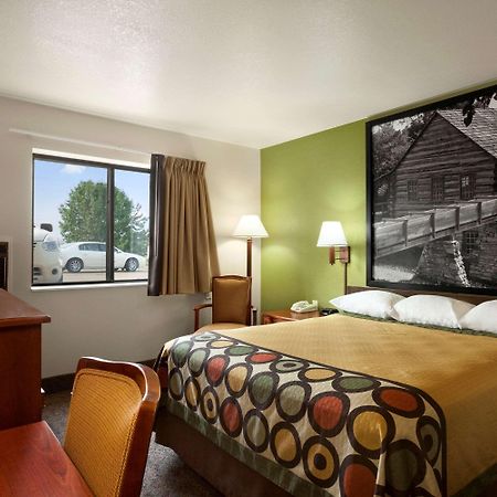 Super 8 By Wyndham Macon Motel Eksteriør bilde