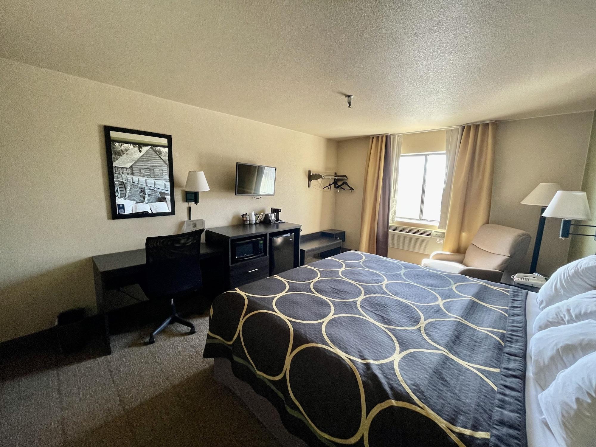 Super 8 By Wyndham Macon Motel Eksteriør bilde