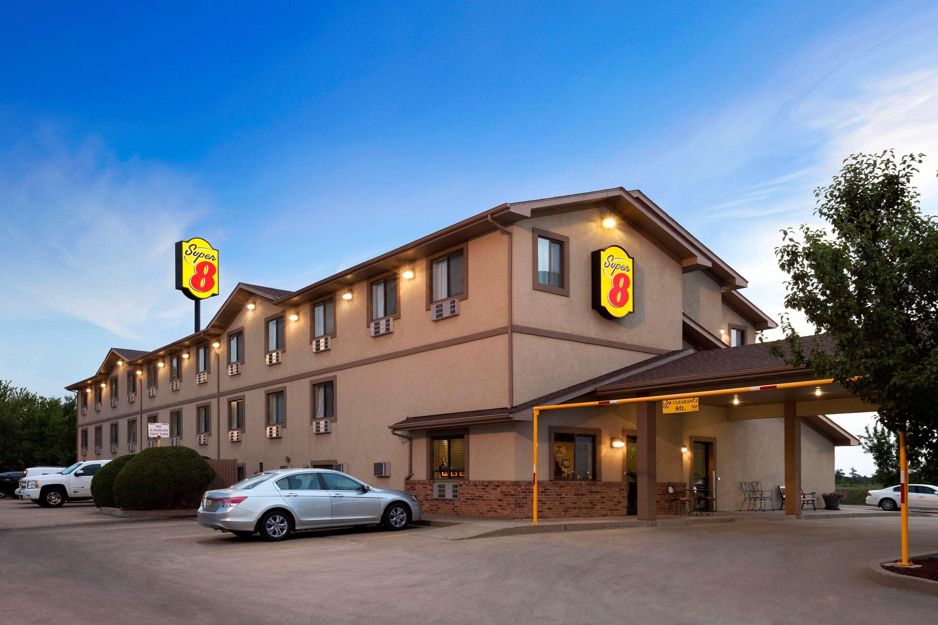 Super 8 By Wyndham Macon Motel Eksteriør bilde